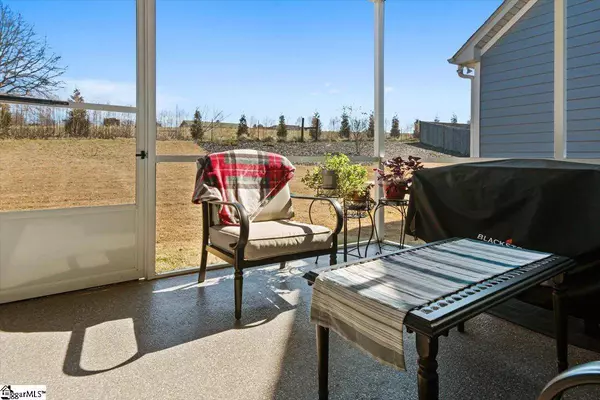 1 Bishop Lake Way, Taylors, SC 29687