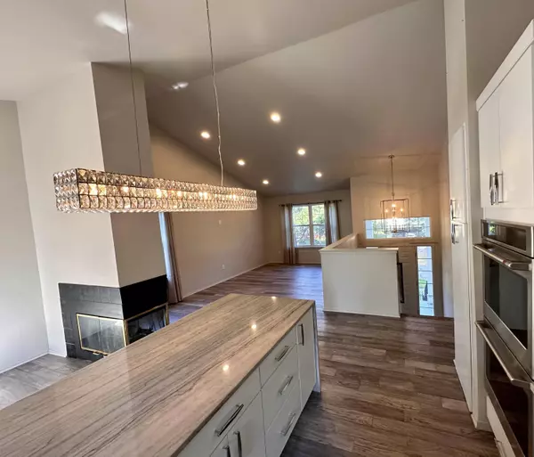 844 Canter Lane, Auburn Hills, MI 48326