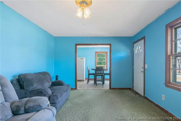 5305 Bayleaf DR, Fayetteville, NC 28304