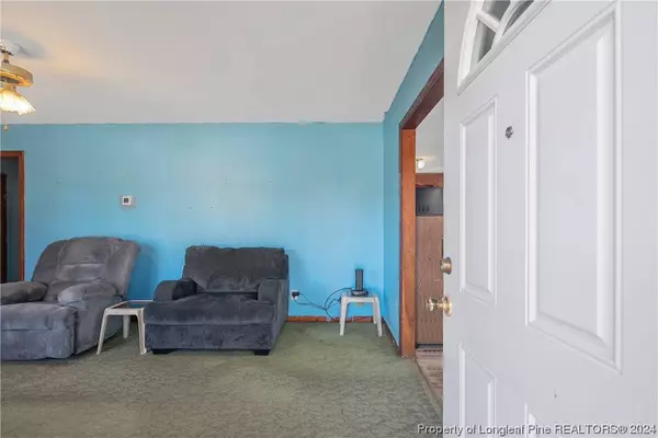 5305 Bayleaf DR, Fayetteville, NC 28304