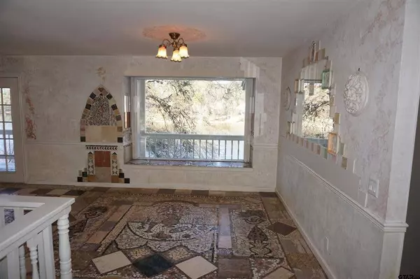 276 Hillshore Circle, Longview, TX 75605