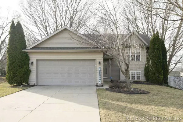 6379 Sheldon Drive, Hudsonville, MI 49426