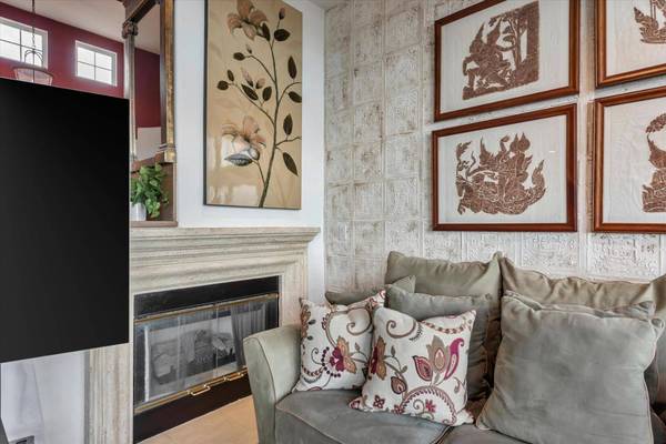 122 Rock Wren LN, Brisbane, CA 94005