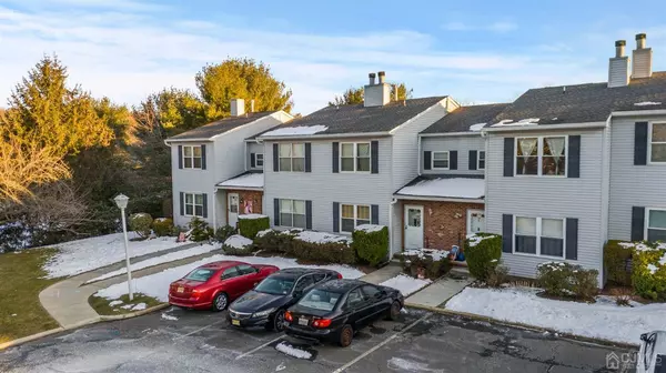 13 Pinetree CT #278, Jamesburg, NJ 08831