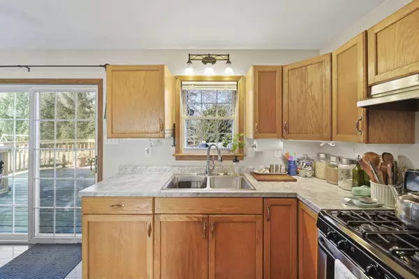 4560 E Territorial Road, Pleasant Lake, MI 49272