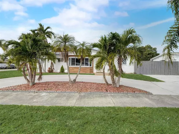 17500 NW 85th Ave, Hialeah, FL 33015