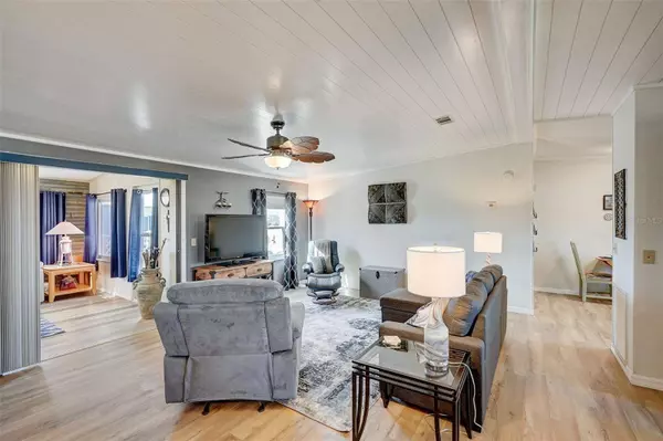 8449 JACAMAR DR, Englewood, FL 34224