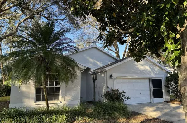 2404 Coral Ridge CIR, Melbourne, FL 32935