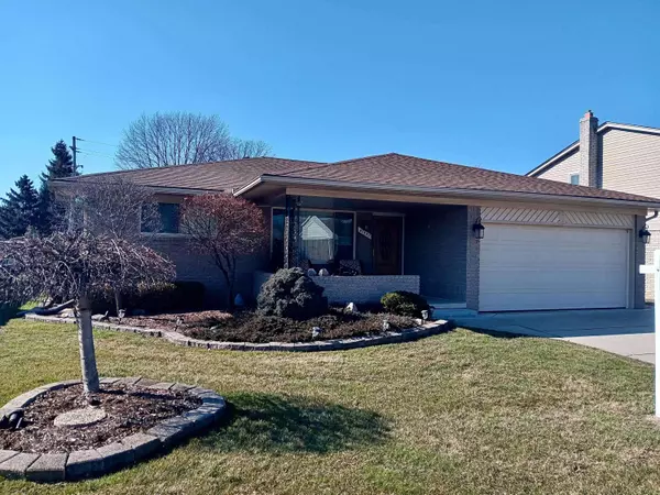 41557 Mary Kay Drive, Clinton Twp, MI 48038