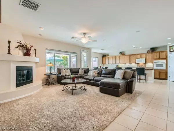 7601 Grove Acre Court, Las Vegas, NV 89131