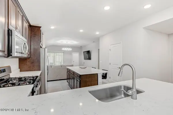 68 RUSKIN DR, St Johns, FL 32259