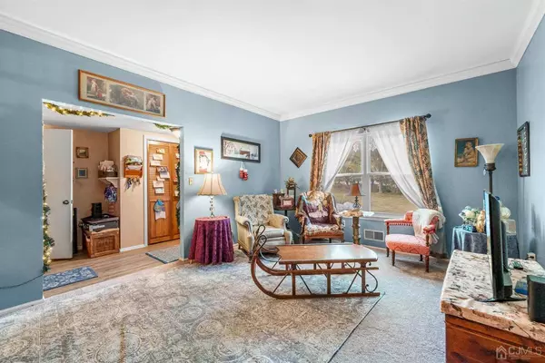 13 Pinetree CT #278, Jamesburg, NJ 08831