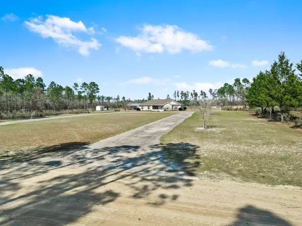 15088 NW L And H Road, Bristol, FL 32321