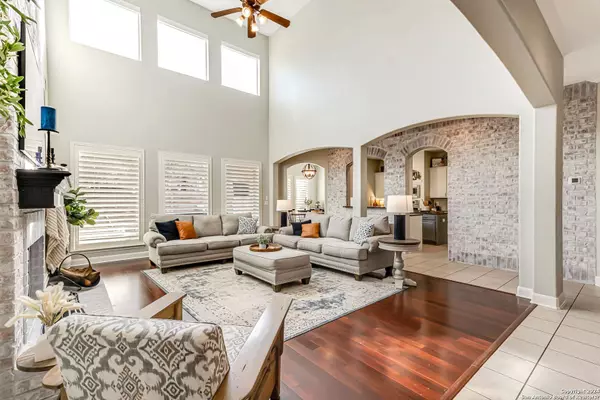 42 IMPALA WAY, San Antonio, TX 78258-4871