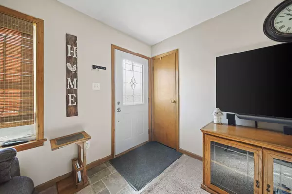 4560 E Territorial Road, Pleasant Lake, MI 49272