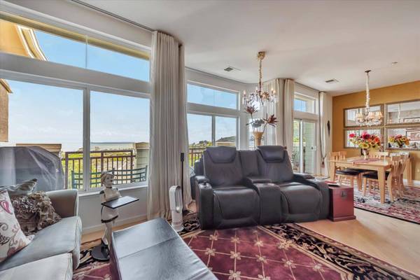 122 Rock Wren LN, Brisbane, CA 94005