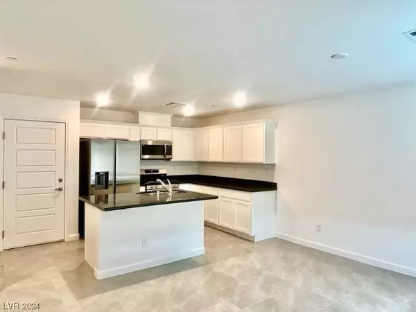 3525 Grecian Queen Avenue, Las Vegas, NV 89106