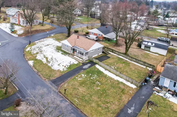 3413 HARWOOD DR, Harrisburg, PA 17111