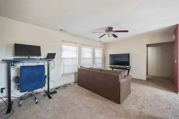 1719 SW 32nd Lane, Ankeny, IA 50023