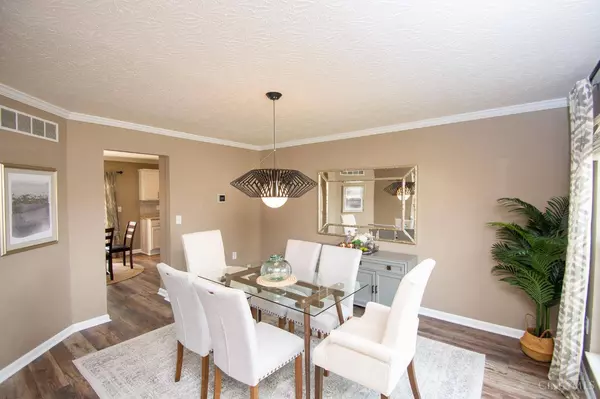 1208 E Glen Echo Ln, Loveland, OH 45140