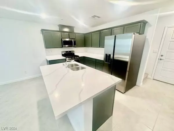 3509 Grecian Queen Avenue, Las Vegas, NV 89106