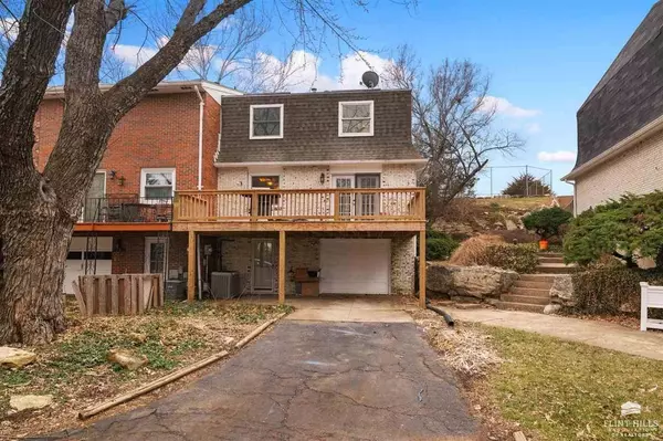 415 Timberwick PL, Manhattan, KS 66502