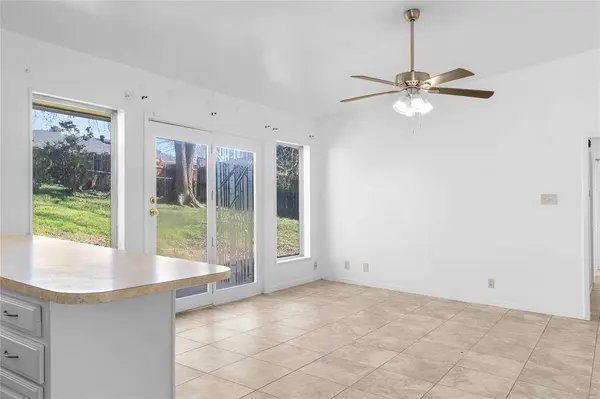 714 S Hyde Park Avenue, Denison, TX 75020