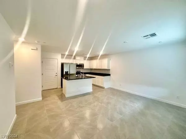 3525 Grecian Queen Avenue, Las Vegas, NV 89106