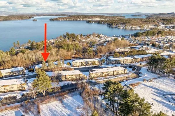 75 Treetop CIR #33, Laconia, NH 03246