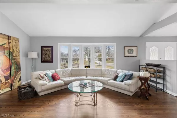 33375 Rockford DR, Solon, OH 44139