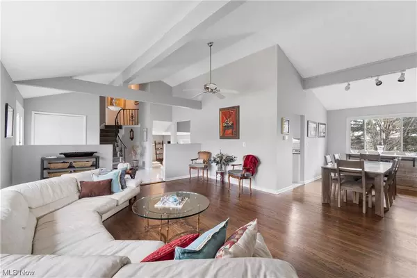 33375 Rockford DR, Solon, OH 44139