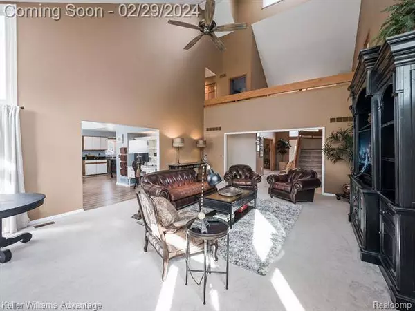 22025 Daleview Drive, Novi, MI 48374