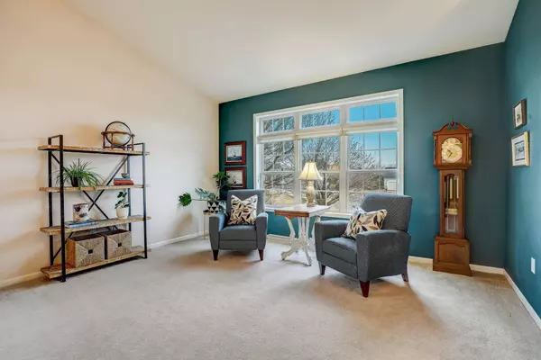 908 James Court, Waunakee, WI 53597