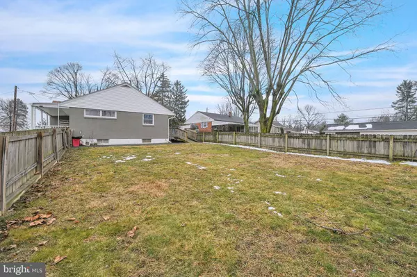 3413 HARWOOD DR, Harrisburg, PA 17111