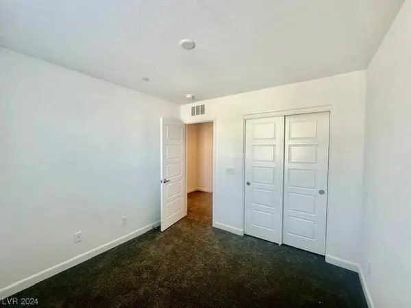 3529 Grecian Queen Avenue, Las Vegas, NV 89106