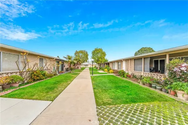 13630 Alderwood LN #77-I, Seal Beach, CA 90740