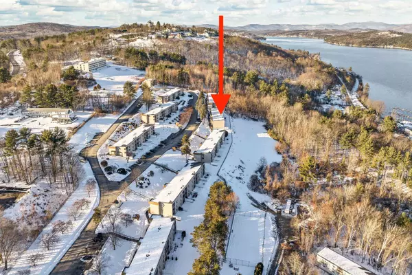 75 Treetop CIR #33, Laconia, NH 03246