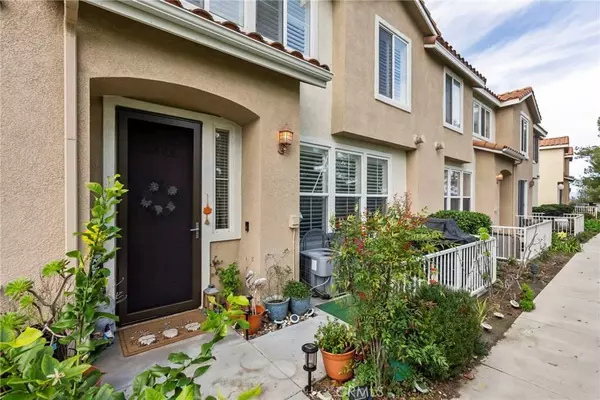 18012 Flynn DR #6804, Canyon Country, CA 91387