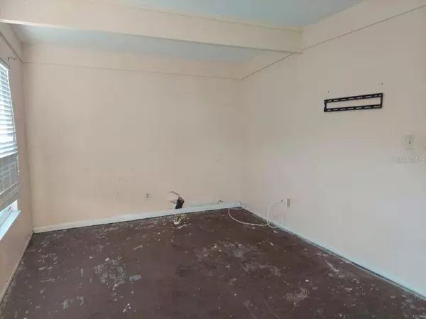 9835 54TH ST N, Pinellas Park, FL 33782