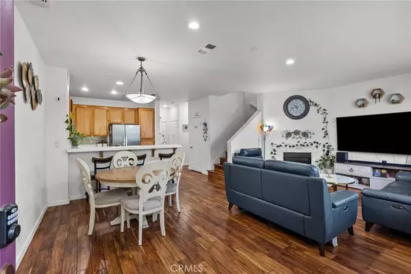 18012 Flynn DR #6804, Canyon Country, CA 91387