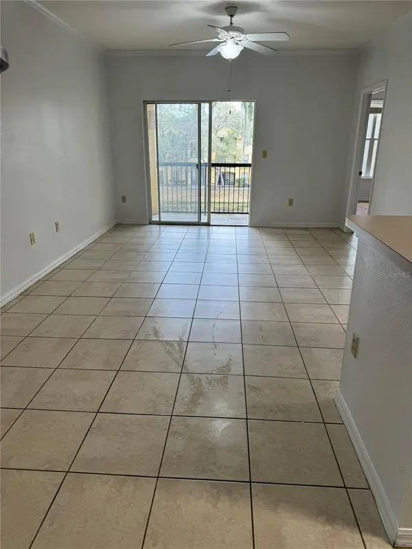 5618 PINNACLE HEIGHTS CIR #304, Tampa, FL 33624