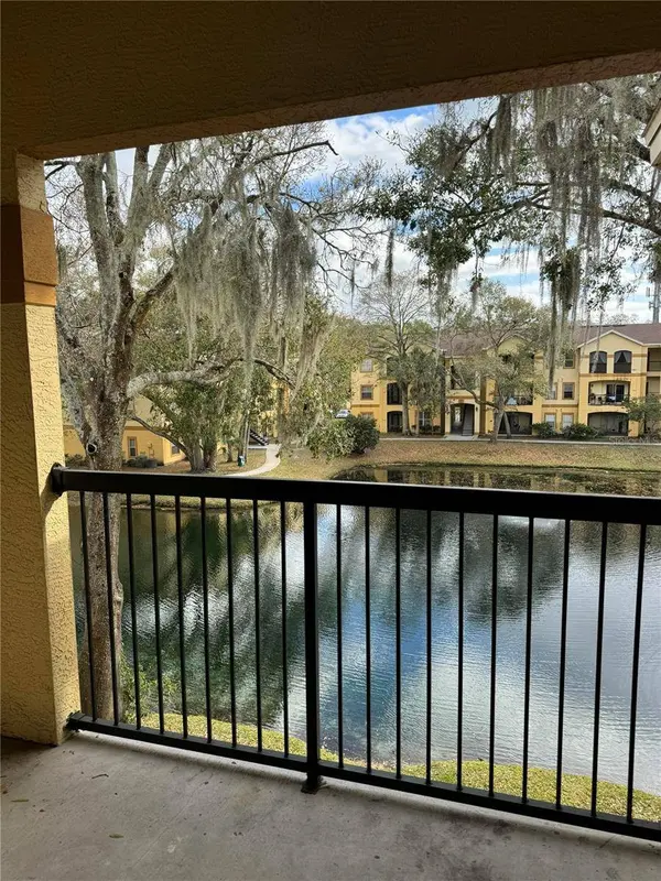 5618 PINNACLE HEIGHTS CIR #304, Tampa, FL 33624