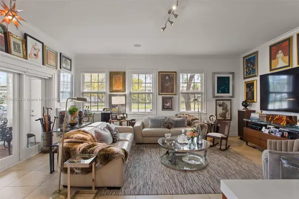 572 Loretto Ave #6, Coral Gables, FL 33146