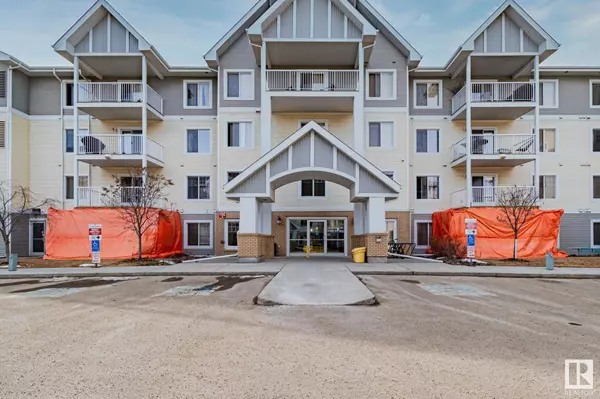 #311 2208 44 AV NW, Edmonton, AB T6T 0G6