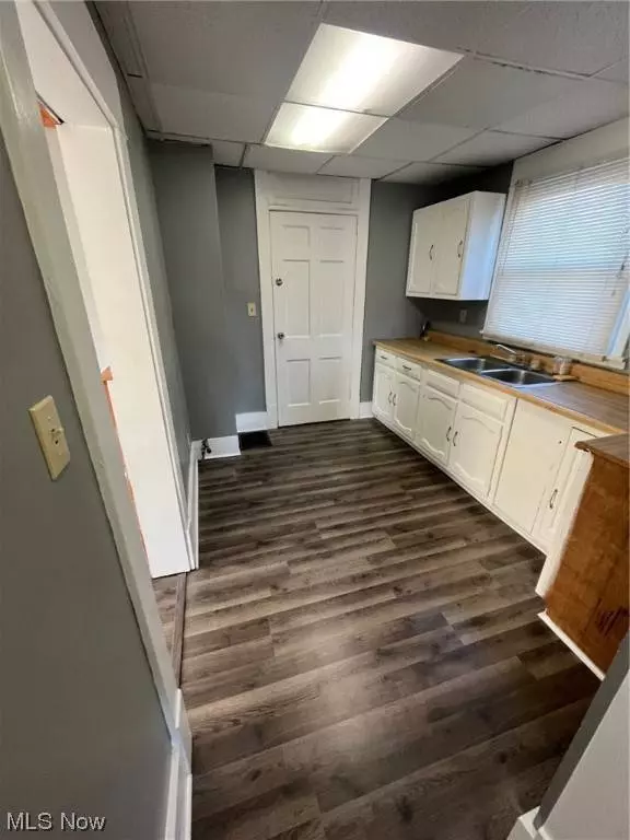 1737 Bonnot PL NE, Canton, OH 44705