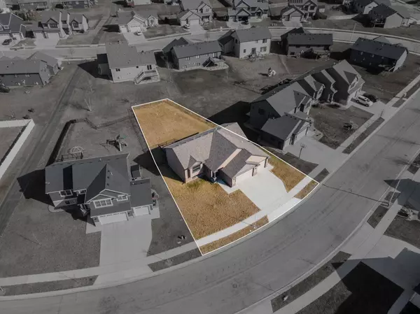 2349 Starburst DR SW, Rochester, MN 55902