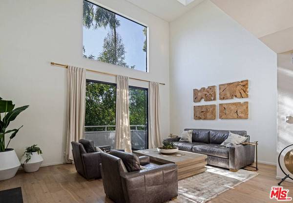 1401 Camden Ave #5, Los Angeles, CA 90025