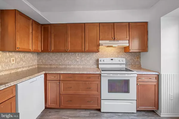 884 GAMING SQUARE, Hampstead, MD 21074