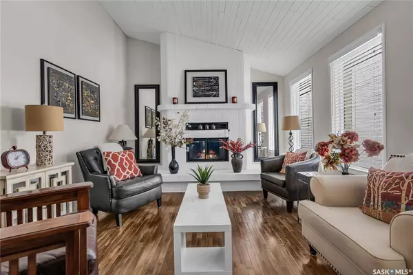 207 Sebestyen TERRACE, Saskatoon, SK S7K 6R8