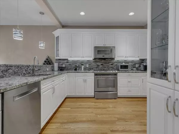 3 Fairway Drive #3, Topsfield, MA 01983